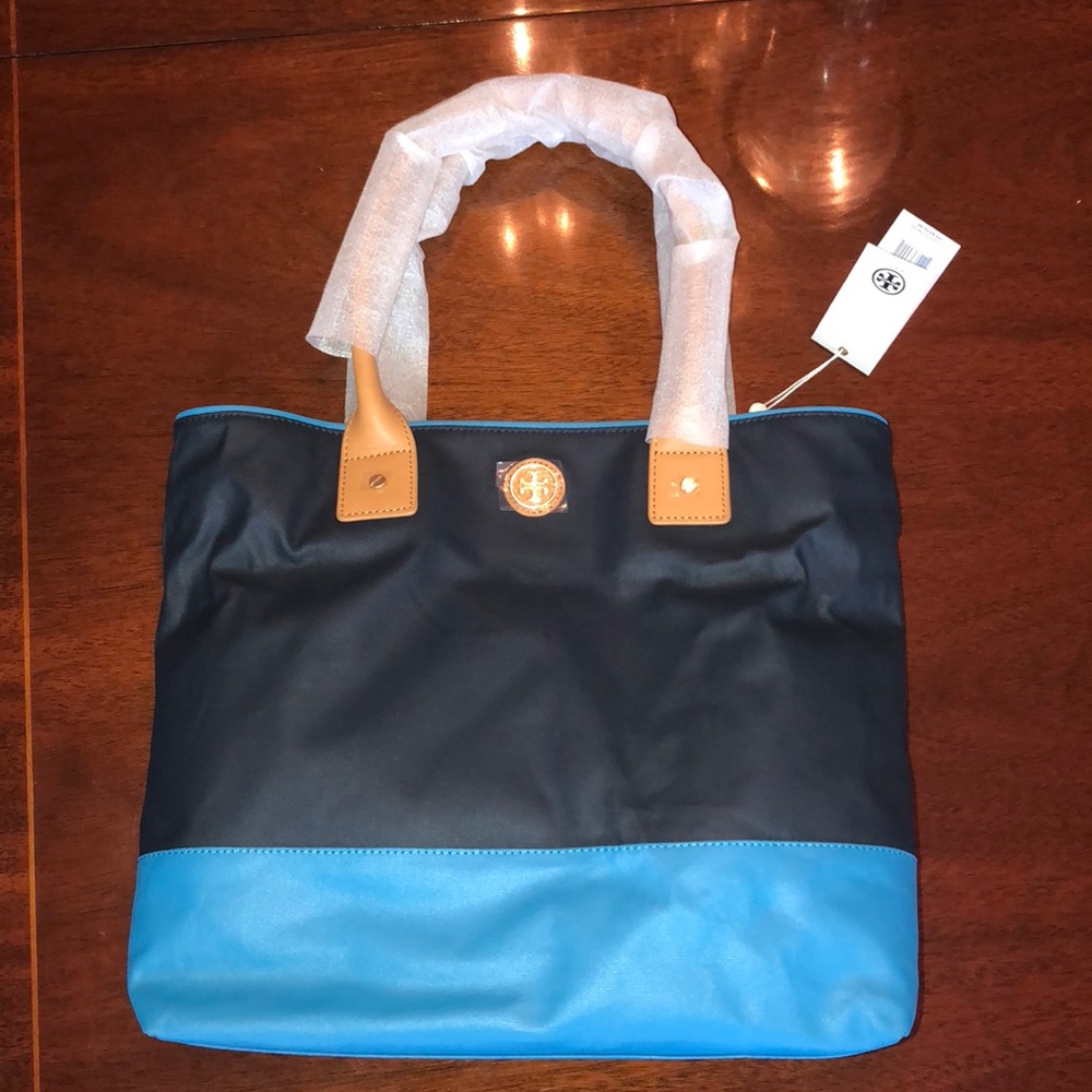 Tory Burch Jaden tote in blue, with tags